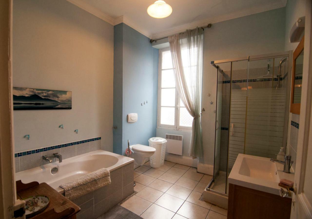 Appartements Ria Sirach Exterior foto